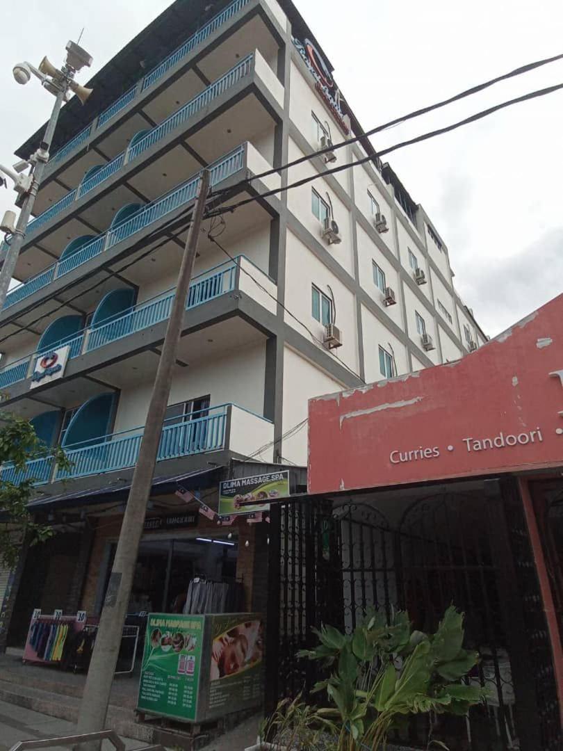 Royal Agate Beach Resort Pantai Cenang  Exterior foto